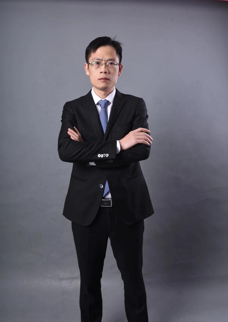 郑滔 视觉与舞美负责人